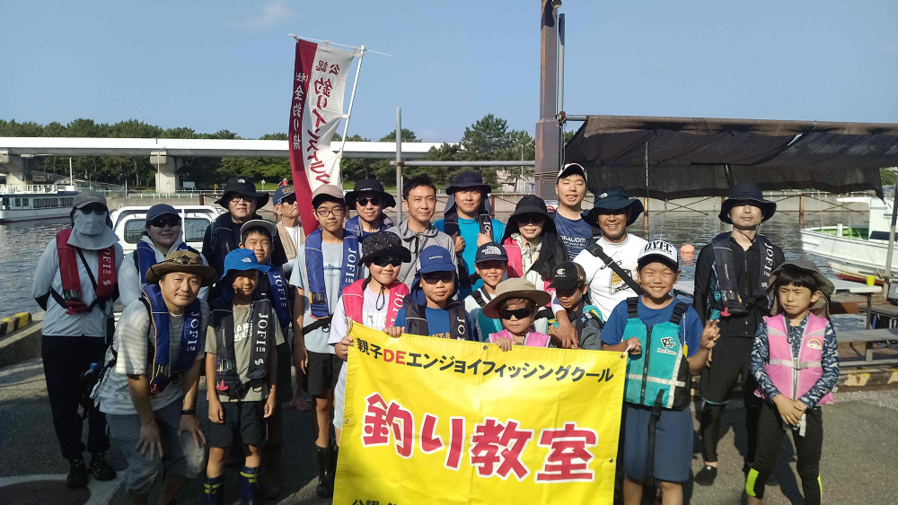 （2025年）令和７年６月29日 (日) 　小柴港　三喜丸　タチウオ　　満員ですキ