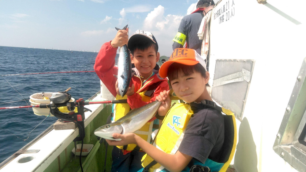 📸🎣（２０２１年）令３年１０月９日（土）　鐙摺港　与兵衛丸　【五目釣り】